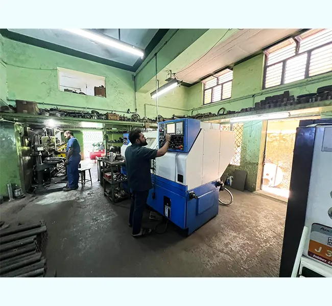 gear-manufacturer-precision-engineering-gear-solutions-worm-worm-shaft-spiral-bevel-spur-gear-helical-gear-roller-cnc-machining-vmc-machining-metal-sheet-work-machine-fabrication-food-industry-gears-paper-industry-gears-beverage-industry-g--1724402184